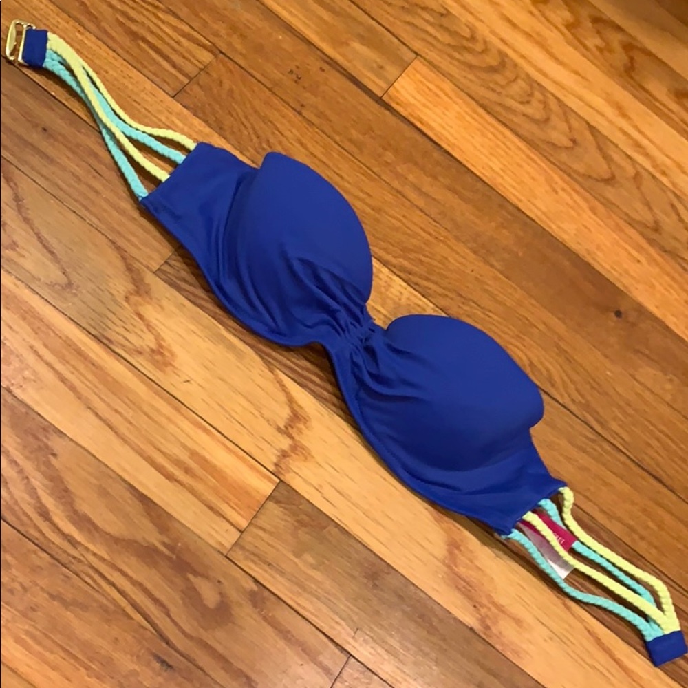 Bikini top
